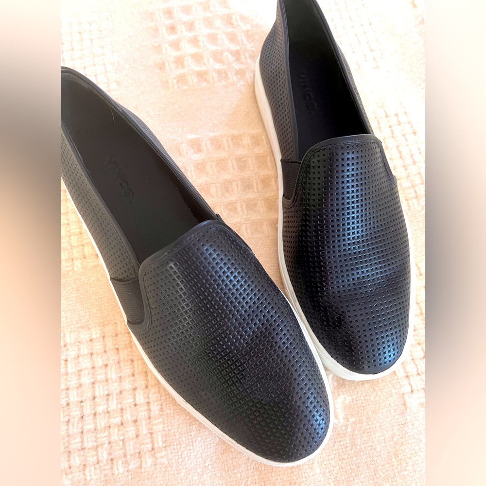 Vince Sneakers